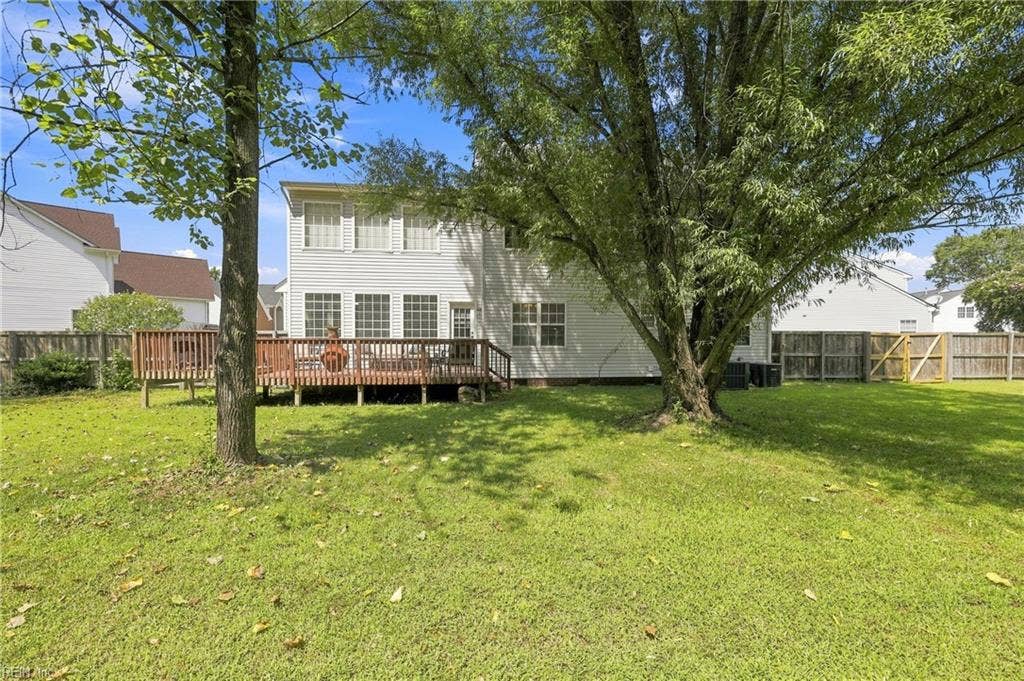 207 Catalpa Court, Suffolk, VA 23435 Riar view of home
