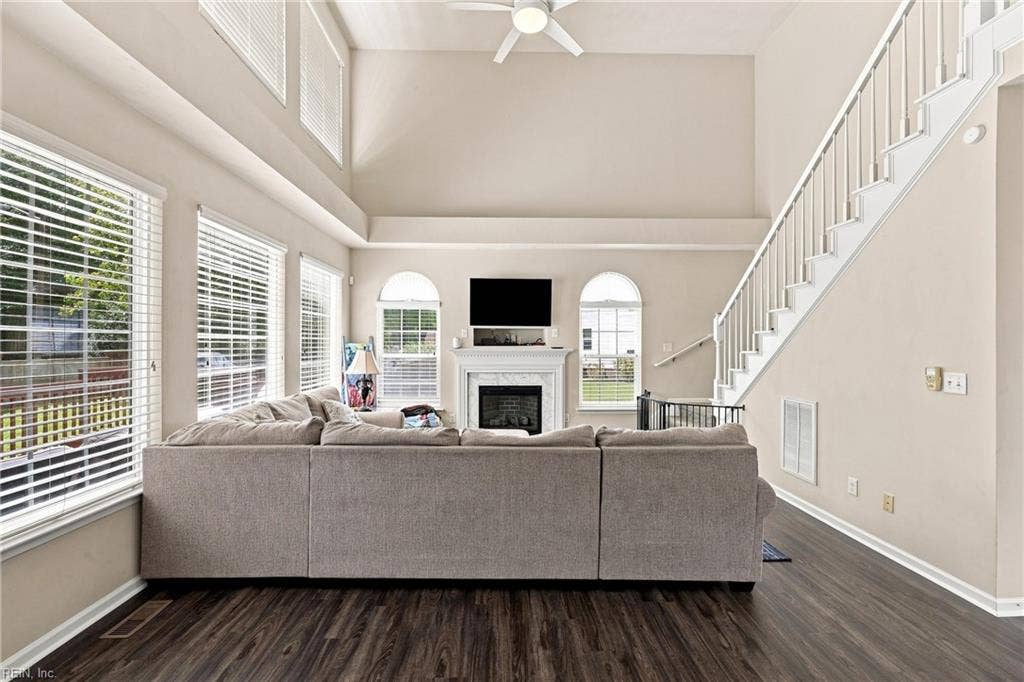 207 Catalpa Court, Suffolk, VA 23435 Great Room looking from open concept Kitchen area.