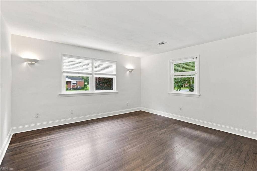 3040 Edinburgh Drive, Kings Grant, Virginia Beach, VA 23452