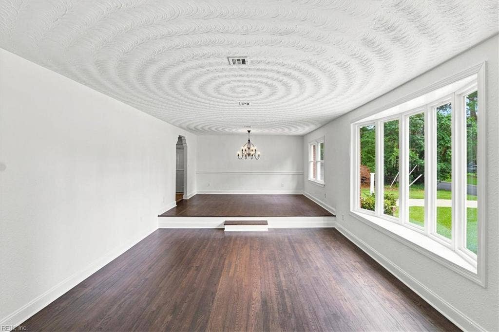 Bright rooms