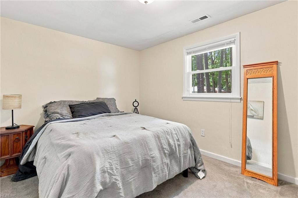 1041 Dulcie Avenue, Virginia Beach, VA 23455 1041 Dulcie Avenue, Virginia Beach, VA 23455
