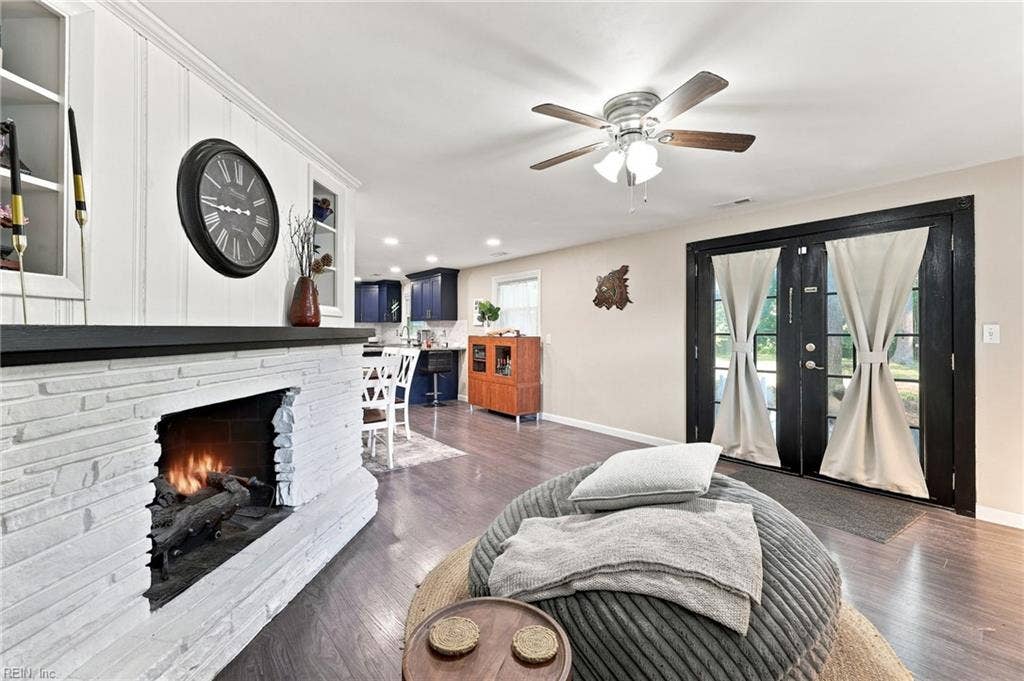 1041 Dulcie Avenue, Virginia Beach, VA 23455 1041 Dulcie Avenue, Virginia Beach, VA 23455