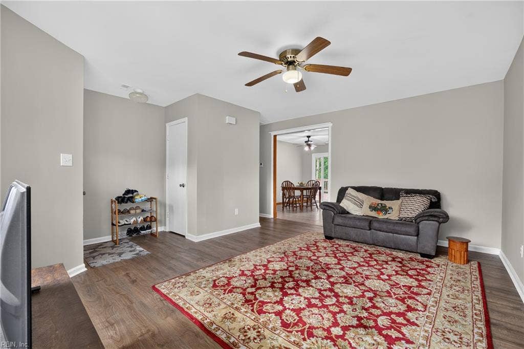 17 Stoneybrook Lane, Stoneybrook Estate, Newport News, VA 23608 17 Stoneybrook Lane, Stoneybrook Estate, Newport News, VA 23608