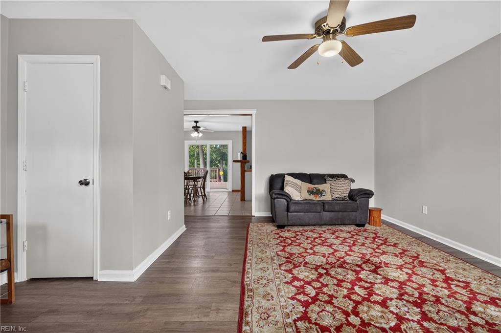 17 Stoneybrook Lane, Stoneybrook Estate, Newport News, VA 23608 17 Stoneybrook Lane, Stoneybrook Estate, Newport News, VA 23608