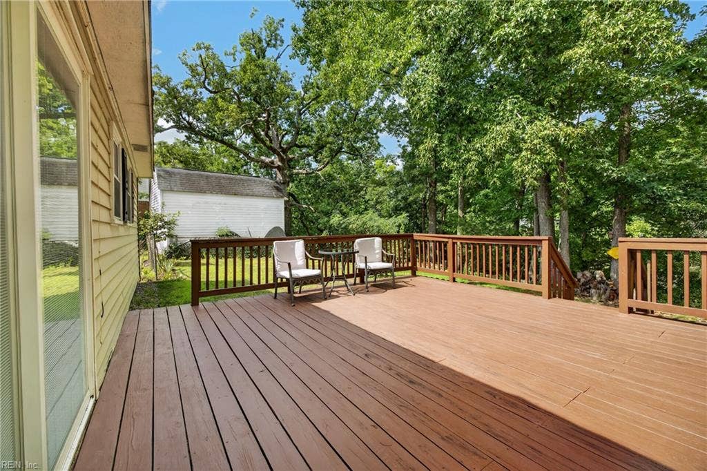 17 Stoneybrook Lane, Stoneybrook Estate, Newport News, VA 23608 17 Stoneybrook Lane, Stoneybrook Estate, Newport News, VA 23608