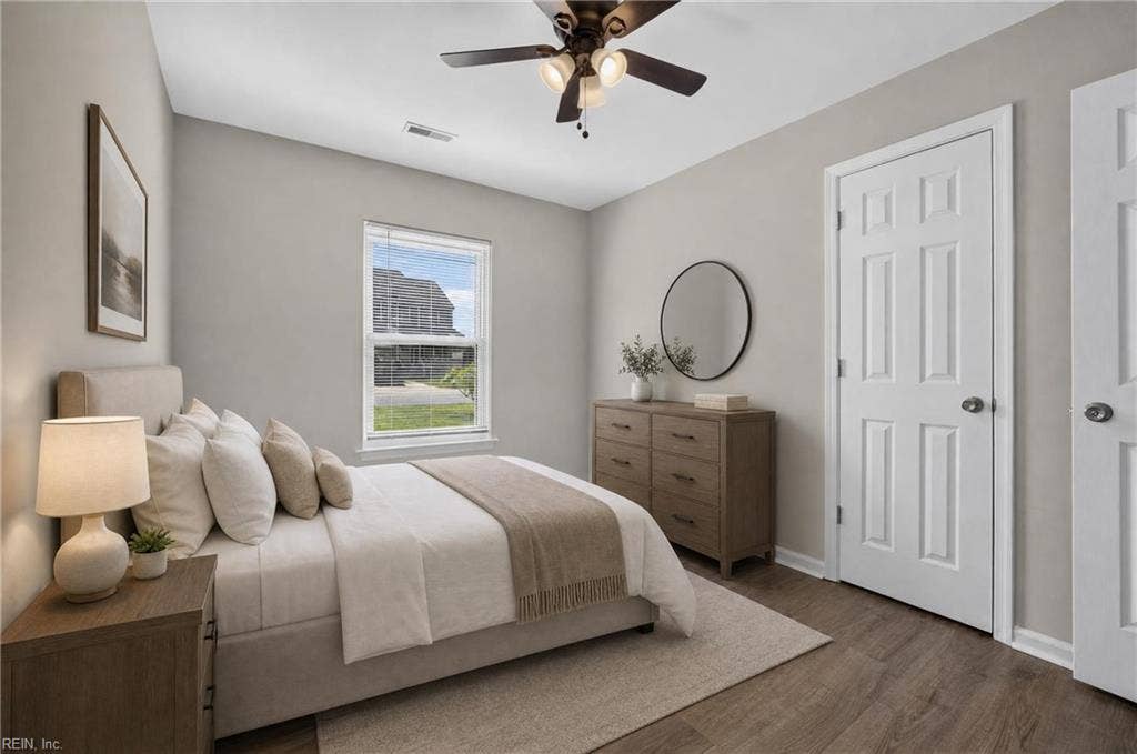 17 Stoneybrook Lane, Stoneybrook Estate, Newport News, VA 23608 Virtually staged