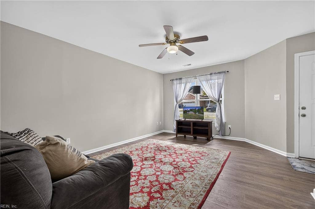 17 Stoneybrook Lane, Stoneybrook Estate, Newport News, VA 23608 17 Stoneybrook Lane, Stoneybrook Estate, Newport News, VA 23608