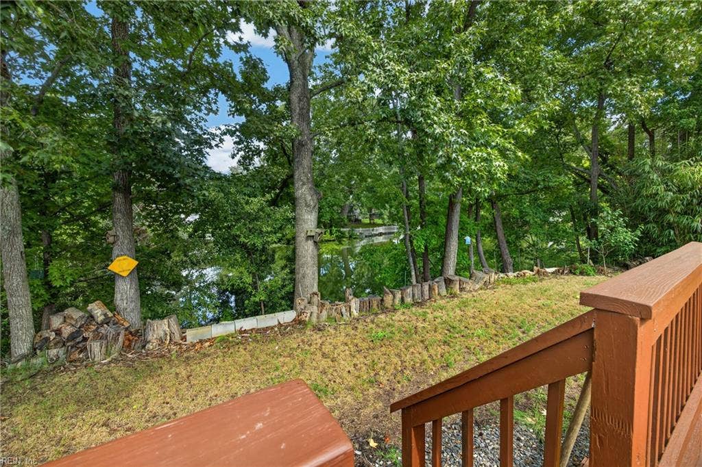 17 Stoneybrook Lane, Stoneybrook Estate, Newport News, VA 23608 17 Stoneybrook Lane, Stoneybrook Estate, Newport News, VA 23608