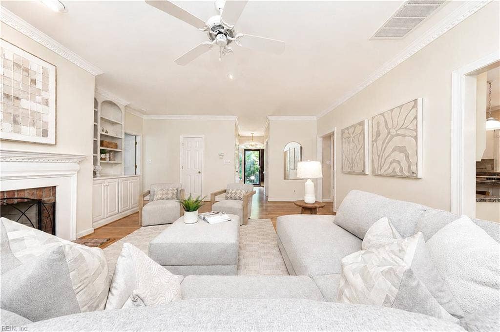 9' Ceilings add to the Spacious Interior