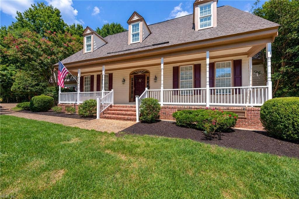 105 Stratton is so Charming and Inviting