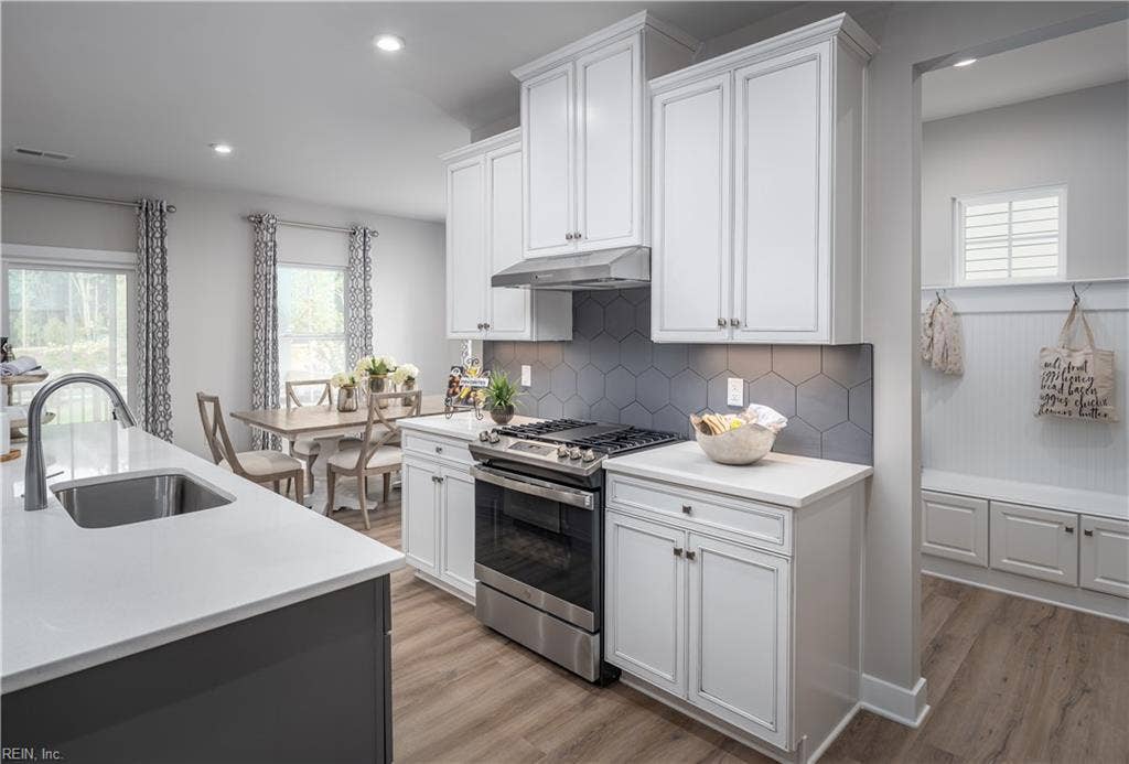 7120 Holiday Lane, Toano, VA 23168 7120 Holiday Lane, Toano, VA 23168