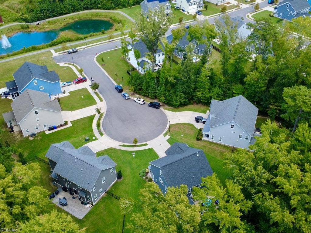 The home’s prime location offers an exceptional outdoor lifestyle, situated just a short, scenic walk from the vibrant local pond and community playground. Residents can easily enjoy peaceful morning strolls by the water, weekend picnics, or afternoon playtime on the modern playground