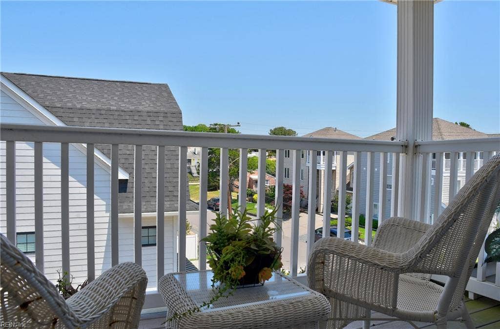 5512 Holly Road, North End, Virginia Beach, VA 23451 5512 Holly Road, North End, Virginia Beach, VA 23451