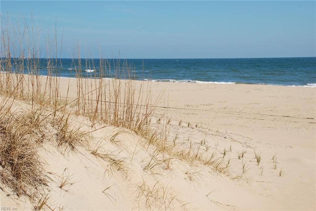 5512 Holly Road, North End, Virginia Beach, VA 23451 5512 Holly Road, North End, Virginia Beach, VA 23451