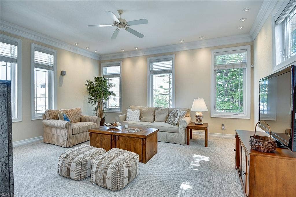 5512 Holly Road, North End, Virginia Beach, VA 23451 5512 Holly Road, North End, Virginia Beach, VA 23451