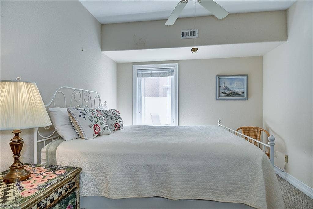 5512 Holly Road, North End, Virginia Beach, VA 23451 5512 Holly Road, North End, Virginia Beach, VA 23451