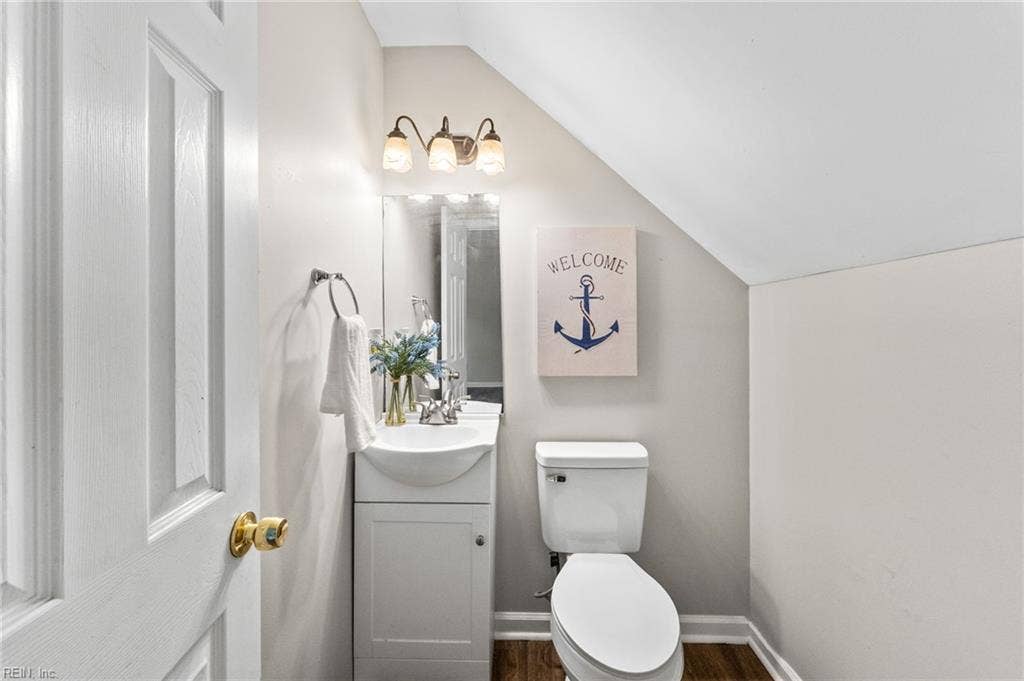 1315 Spratley Street, Park View, Portsmouth, VA 23704 1315 Spratley Street, Park View, Portsmouth, VA 23704