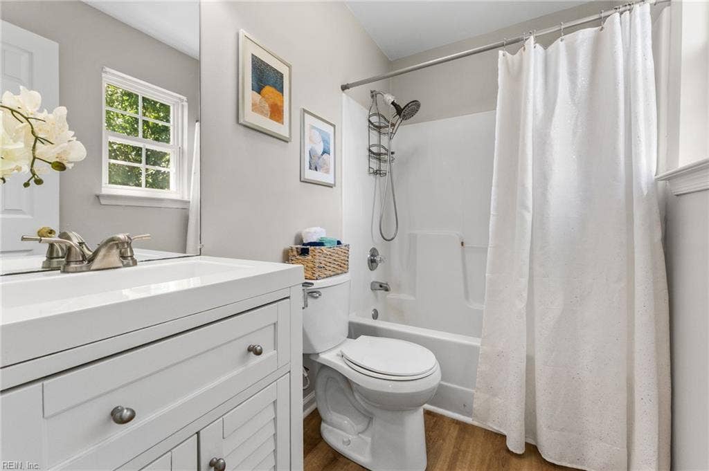 1315 Spratley Street, Park View, Portsmouth, VA 23704 1315 Spratley Street, Park View, Portsmouth, VA 23704
