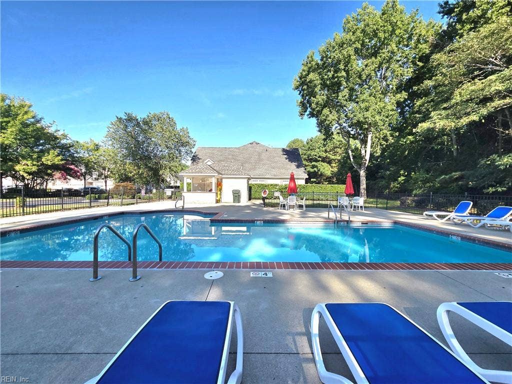 Gorgeous Pool
