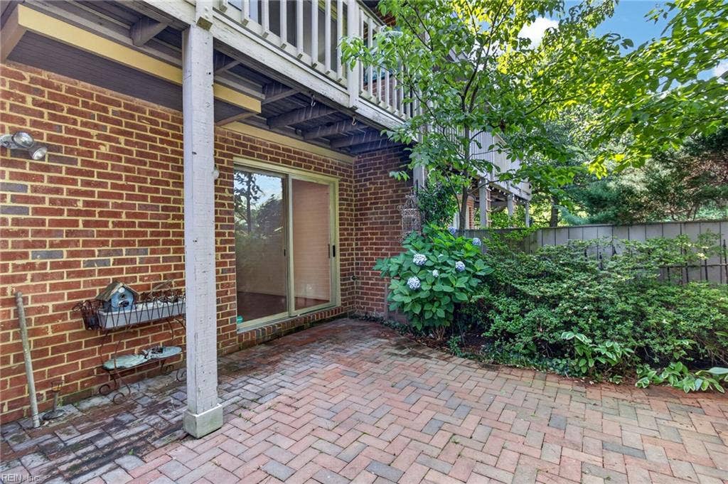 Private Fenced Yard