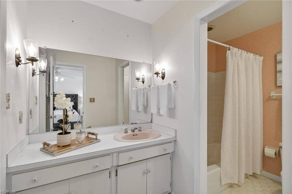 Primary Bedroom Bath