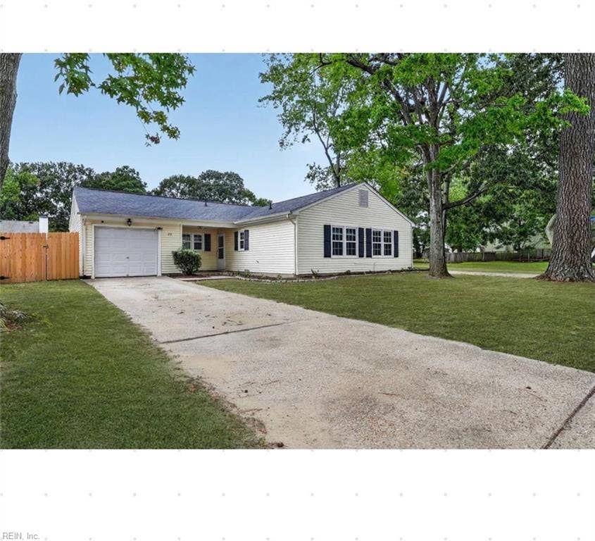 20 Sanlun Lakes Drive, Hampton, VA 23666 20 Sanlun Lakes Drive, Hampton, VA 23666