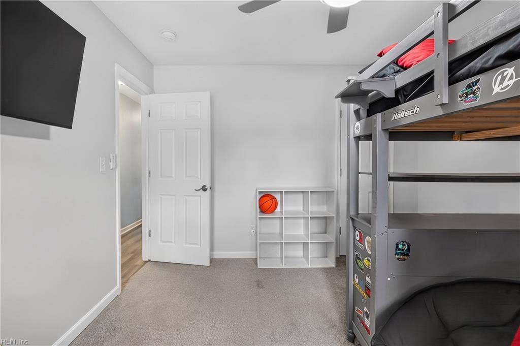 20 Sanlun Lakes Drive, Hampton, VA 23666 20 Sanlun Lakes Drive, Hampton, VA 23666