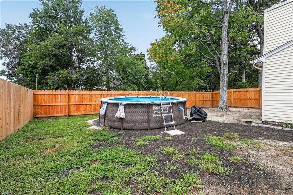 20 Sanlun Lakes Drive, Hampton, VA 23666 20 Sanlun Lakes Drive, Hampton, VA 23666