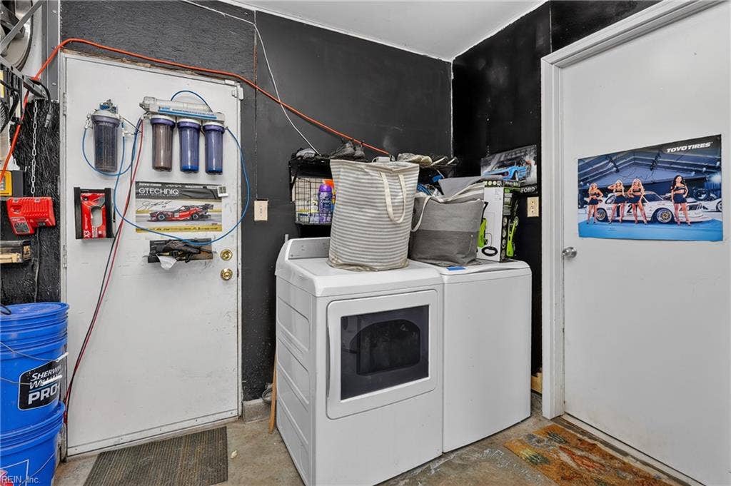 20 Sanlun Lakes Drive, Hampton, VA 23666 20 Sanlun Lakes Drive, Hampton, VA 23666