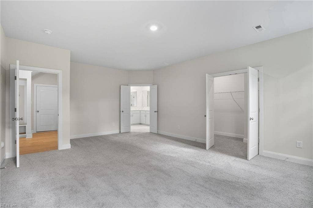 984 Intracoastal Way, Chesapeake, VA 23322 984 Intracoastal Way, Chesapeake, VA 23322