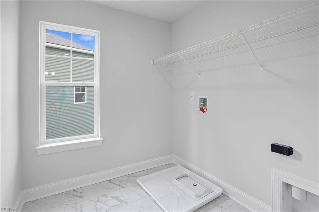 984 Intracoastal Way, Chesapeake, VA 23322 984 Intracoastal Way, Chesapeake, VA 23322