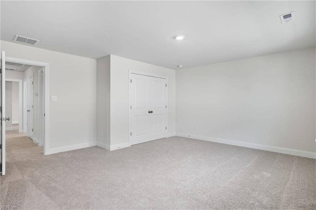 984 Intracoastal Way, Chesapeake, VA 23322 984 Intracoastal Way, Chesapeake, VA 23322