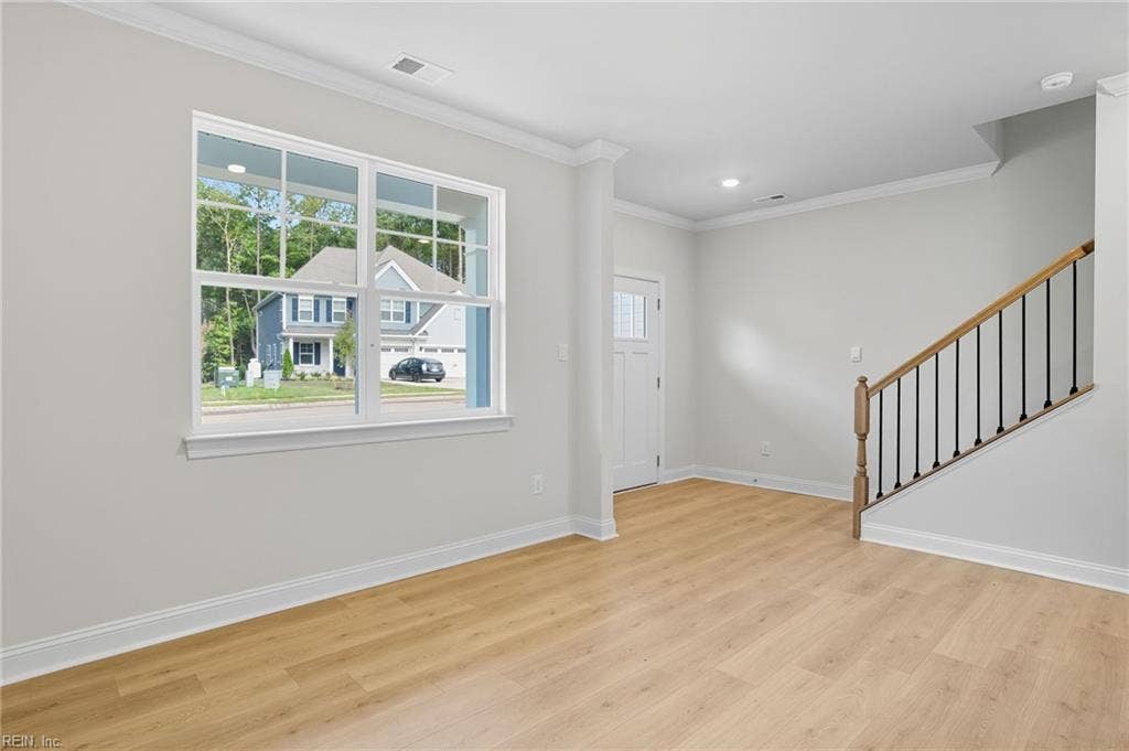 984 Intracoastal Way, Chesapeake, VA 23322 984 Intracoastal Way, Chesapeake, VA 23322