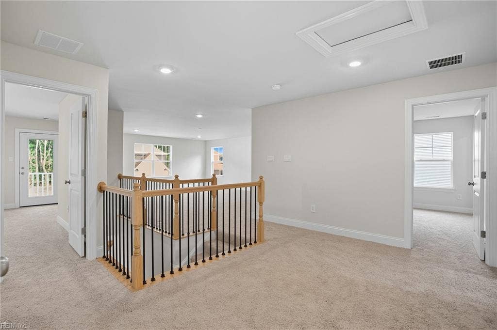 984 Intracoastal Way, Chesapeake, VA 23322 984 Intracoastal Way, Chesapeake, VA 23322