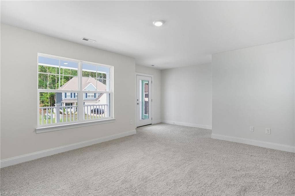 984 Intracoastal Way, Chesapeake, VA 23322 984 Intracoastal Way, Chesapeake, VA 23322