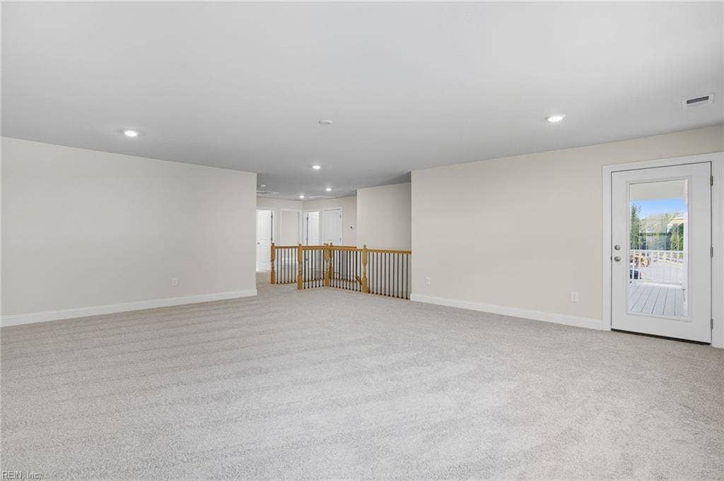 984 Intracoastal Way, Chesapeake, VA 23322 984 Intracoastal Way, Chesapeake, VA 23322
