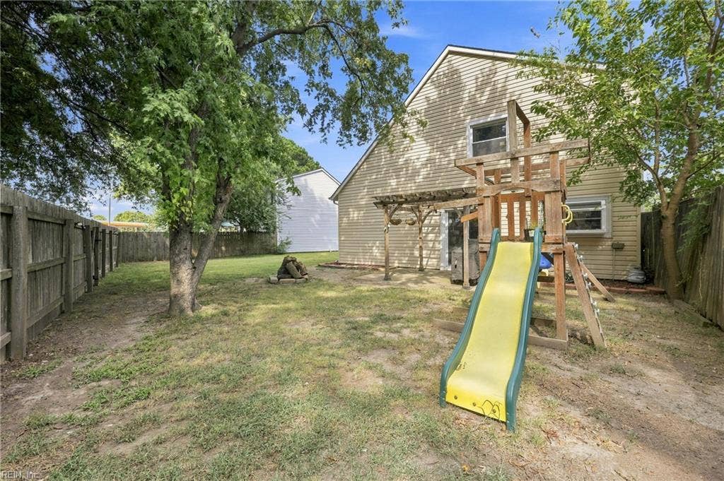 1517 Newport Circle, Virginia Beach, VA 23453 Back yard playset to convey