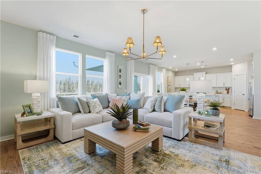 167 Getty Road, River Highlands, Suffolk, VA 23434 *Photo of Similar Decorated Model* Family Room