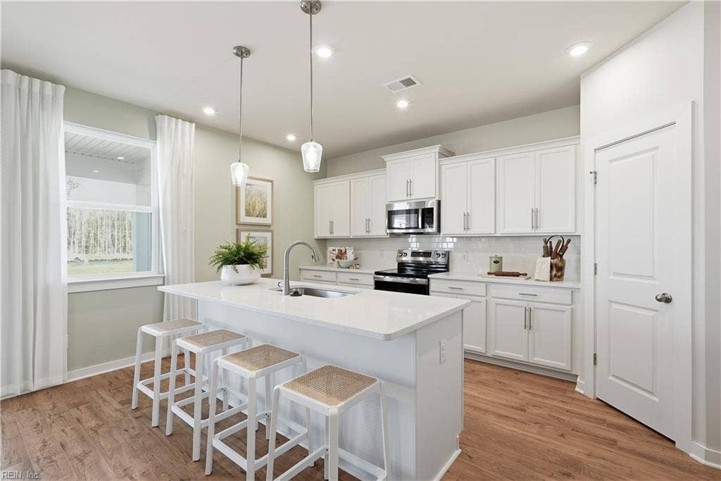 167 Getty Road, River Highlands, Suffolk, VA 23434 *Photo of Similar Decorated Model* Kitchen