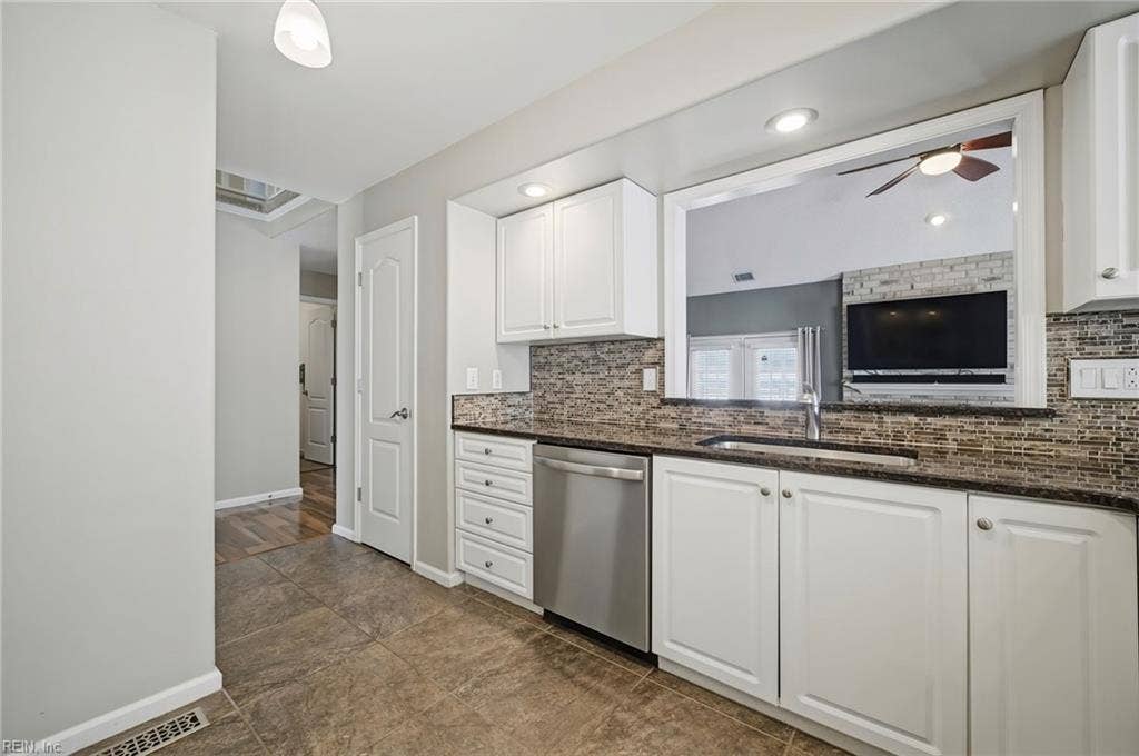 2600 Wildcat Lane, Virginia Beach, VA 23456 2600 Wildcat Lane, Virginia Beach, VA 23456