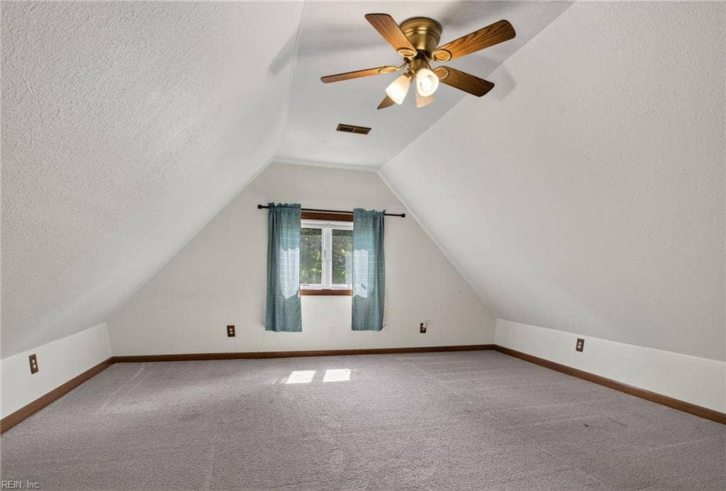 9327 Rivershore Drive, Suffolk, VA 23433 9327 Rivershore Drive, Suffolk, VA 23433