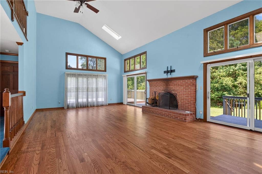 9327 Rivershore Drive, Suffolk, VA 23433 9327 Rivershore Drive, Suffolk, VA 23433