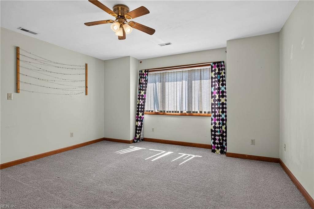 9327 Rivershore Drive, Suffolk, VA 23433 9327 Rivershore Drive, Suffolk, VA 23433