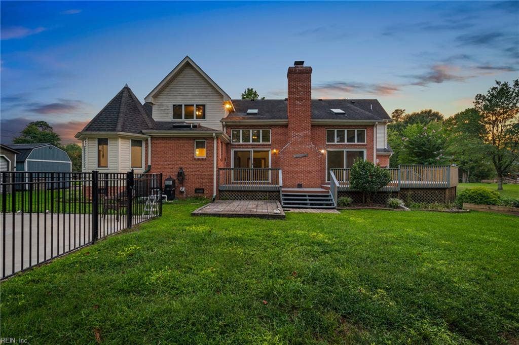9327 Rivershore Drive, Suffolk, VA 23433 9327 Rivershore Drive, Suffolk, VA 23433