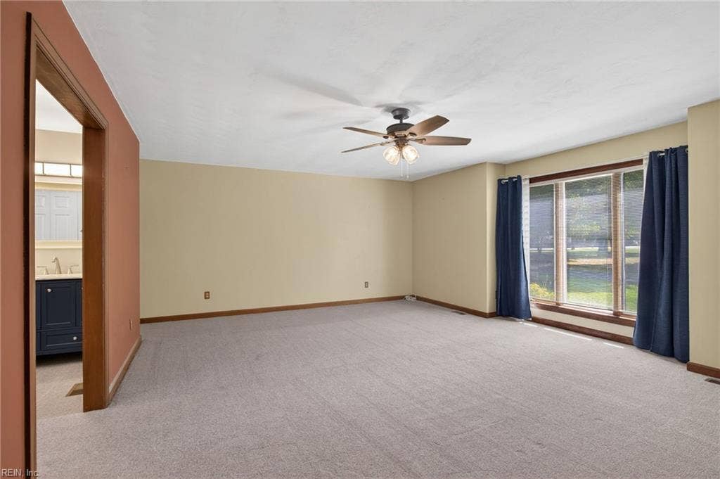 9327 Rivershore Drive, Suffolk, VA 23433 9327 Rivershore Drive, Suffolk, VA 23433