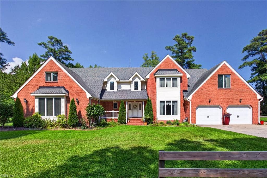 9327 Rivershore Drive, Suffolk, VA 23433 9327 Rivershore Drive, Suffolk, VA 23433