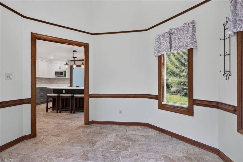 9327 Rivershore Drive, Suffolk, VA 23433 9327 Rivershore Drive, Suffolk, VA 23433