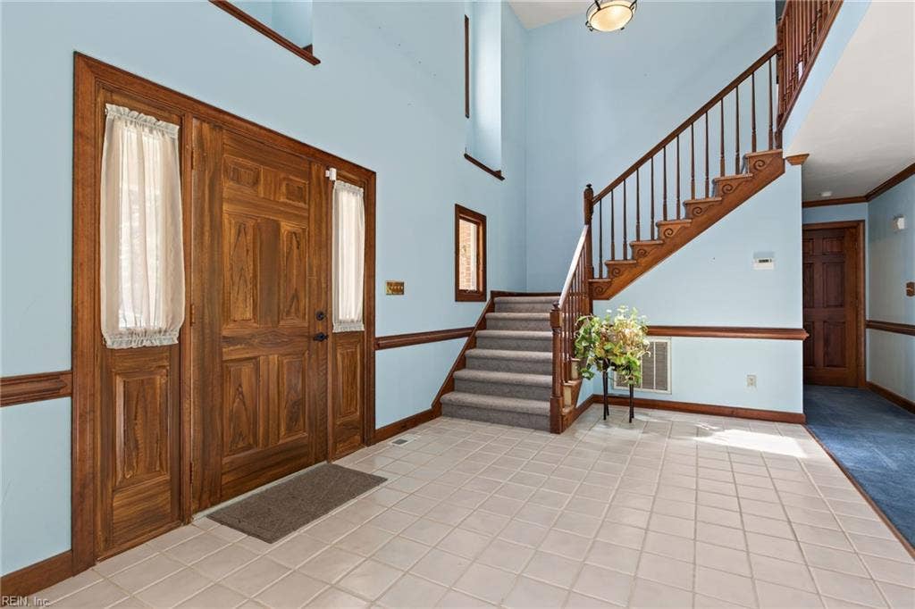 9327 Rivershore Drive, Suffolk, VA 23433 9327 Rivershore Drive, Suffolk, VA 23433