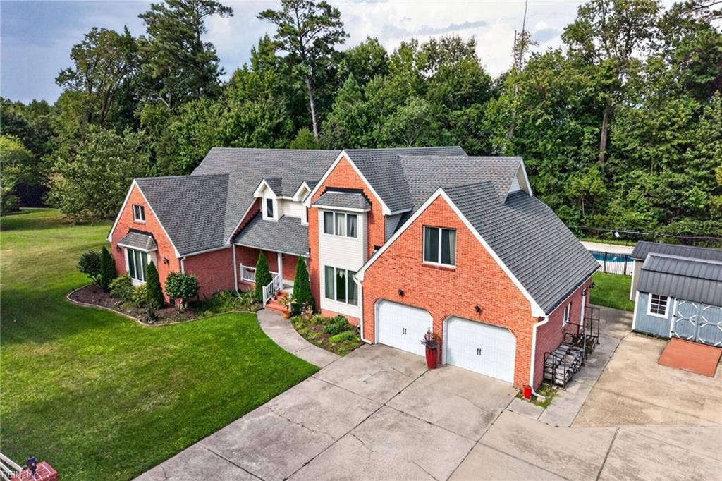 9327 Rivershore Drive, Suffolk, VA 23433 9327 Rivershore Drive, Suffolk, VA 23433