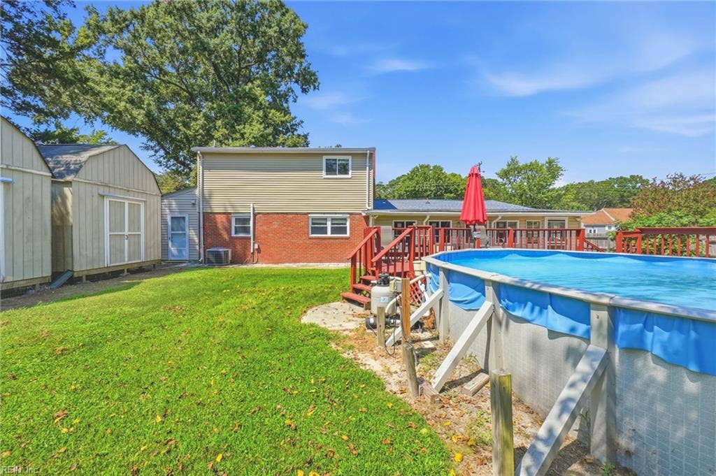 556 Caren Drive, Virginia Beach, VA 23452